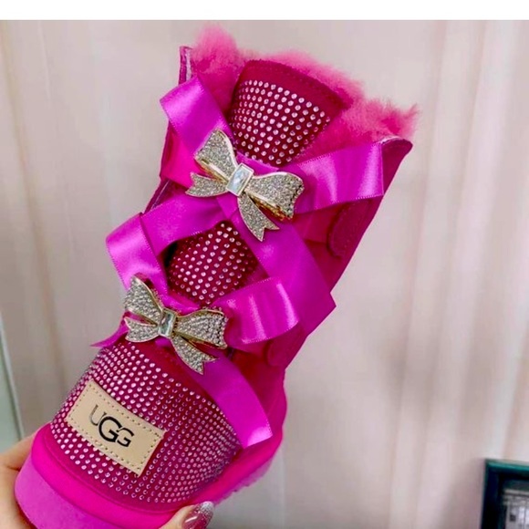 customize uggs with rhinestones